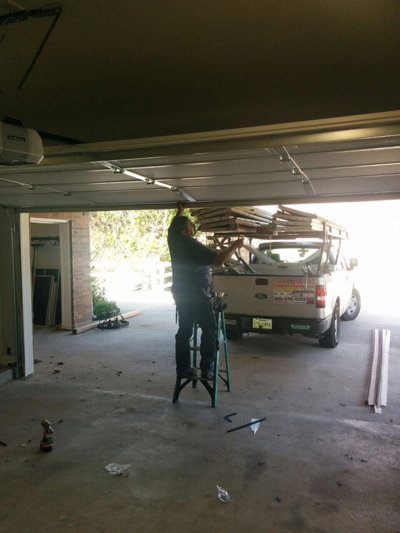 How to Replace An Existing Garage Door Safely